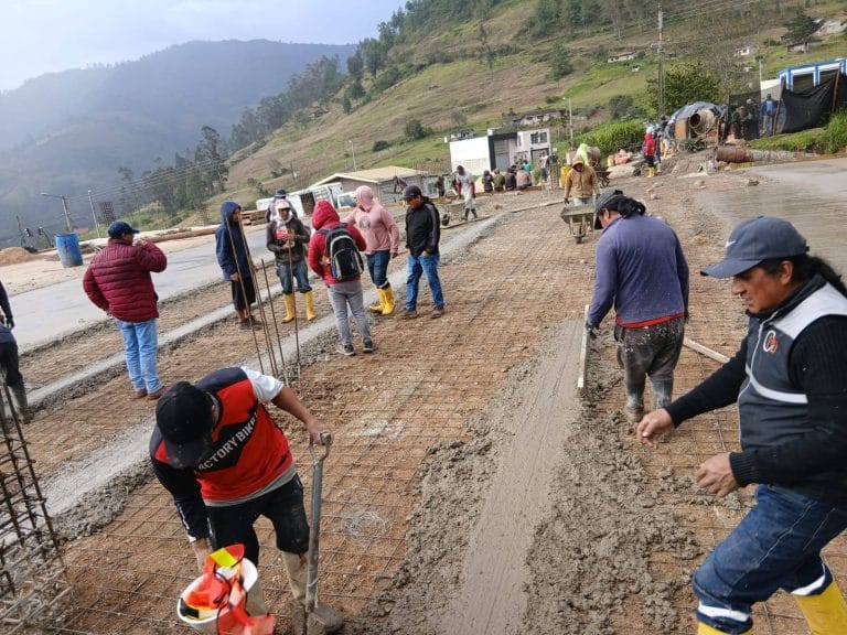 Construcción del mercado de Urdaneta